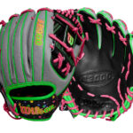 Wilson Winter 2024 A2000 1786 Super Skin 11.5" Baseball Infield Glove - THROWS RIGHT